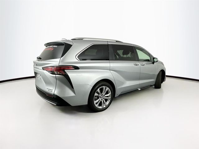 2024 Toyota Sienna Platinum