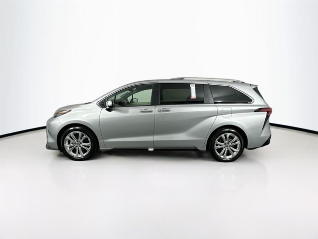 2024 Toyota Sienna Platinum