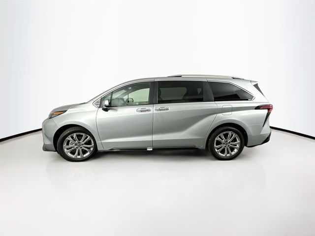 2024 Toyota Sienna Platinum