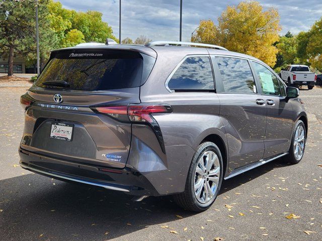 2024 Toyota Sienna Platinum