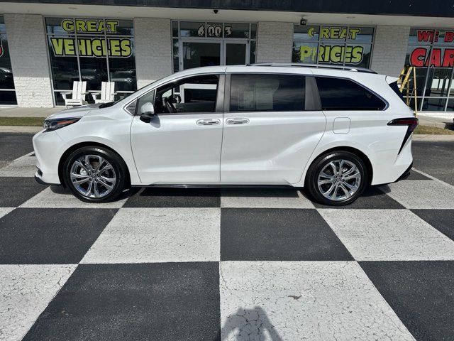 2024 Toyota Sienna Platinum