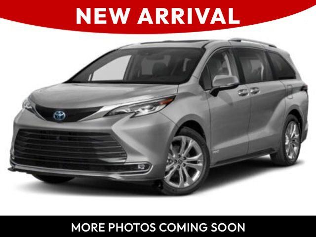 2024 Toyota Sienna Platinum