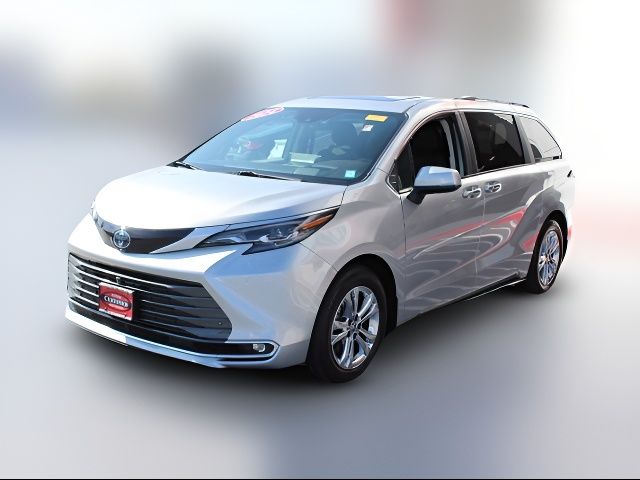 2024 Toyota Sienna Platinum