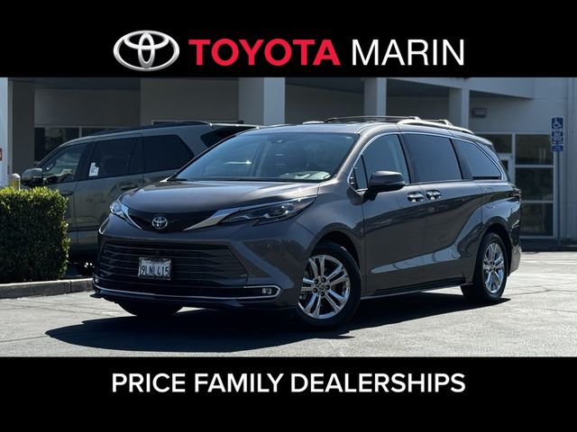 2024 Toyota Sienna Platinum