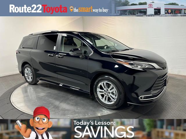 2024 Toyota Sienna Platinum