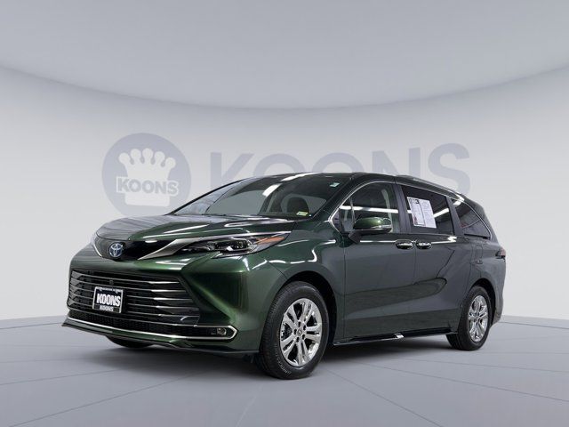 2024 Toyota Sienna Platinum