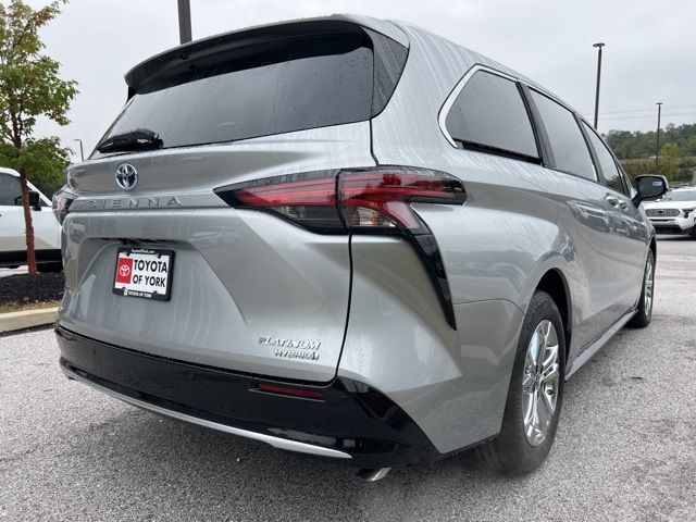 2024 Toyota Sienna Platinum