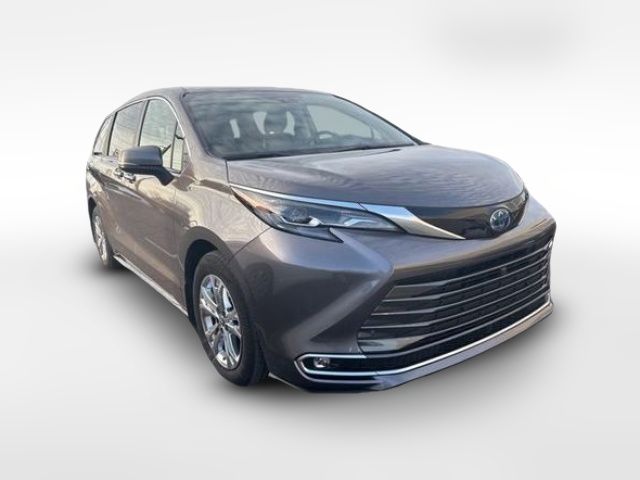 2024 Toyota Sienna Platinum