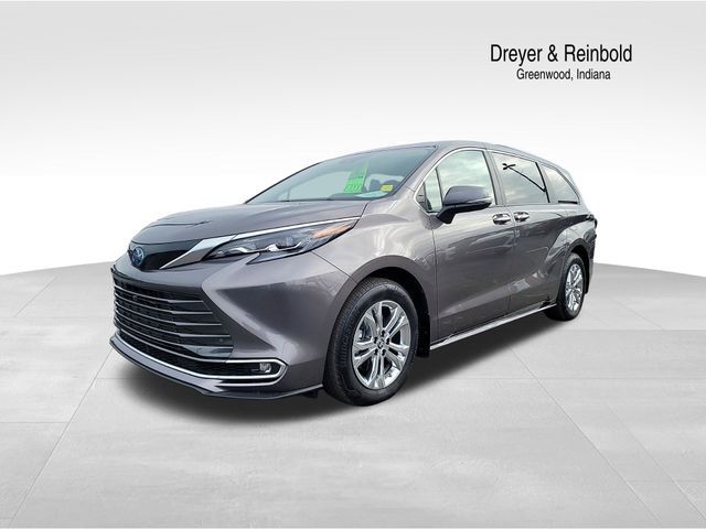 2024 Toyota Sienna Platinum