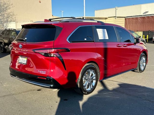 2024 Toyota Sienna Platinum