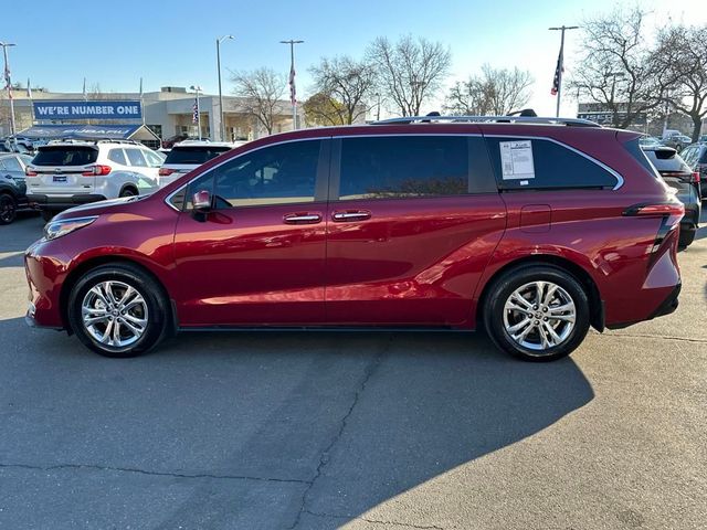 2024 Toyota Sienna Platinum