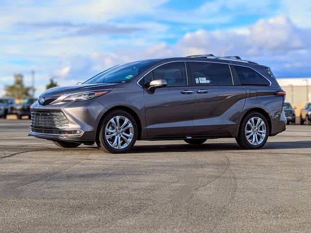 2024 Toyota Sienna Platinum