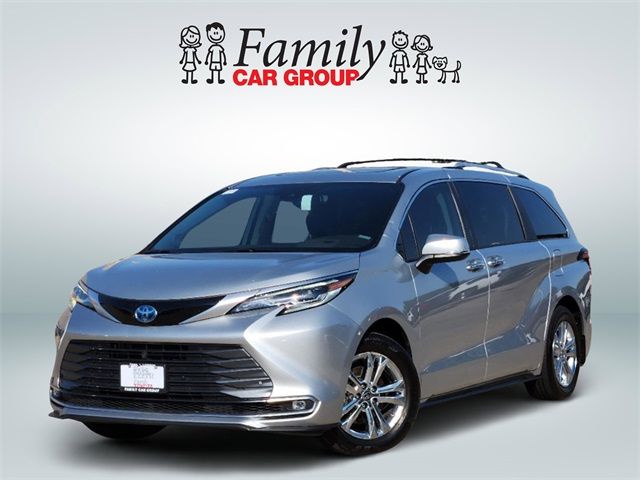 2024 Toyota Sienna Platinum