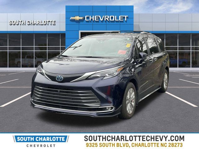 2024 Toyota Sienna Platinum