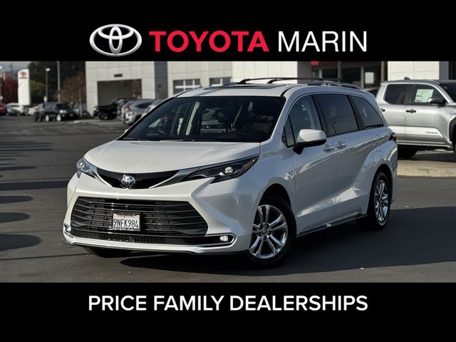 2024 Toyota Sienna Platinum