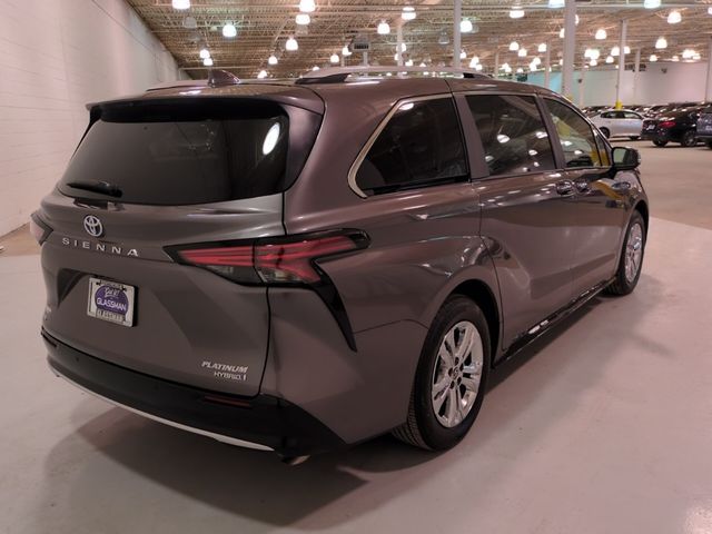 2024 Toyota Sienna Platinum