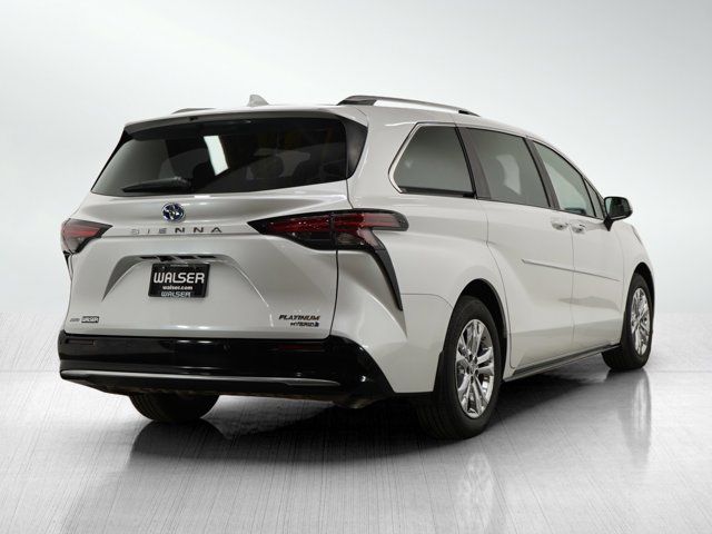 2024 Toyota Sienna Platinum