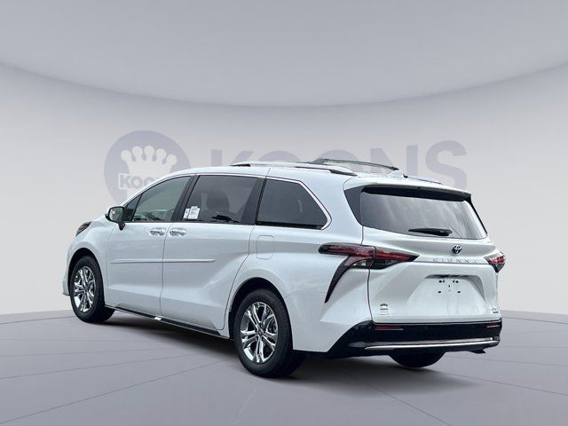 2024 Toyota Sienna Platinum