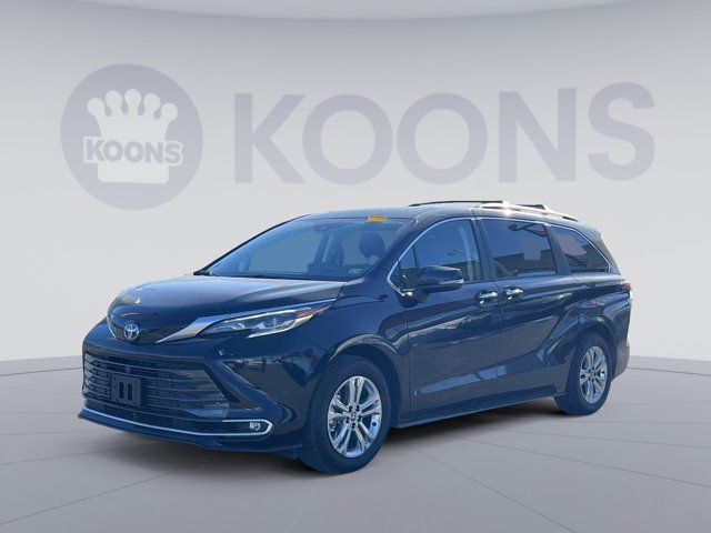 2024 Toyota Sienna Platinum