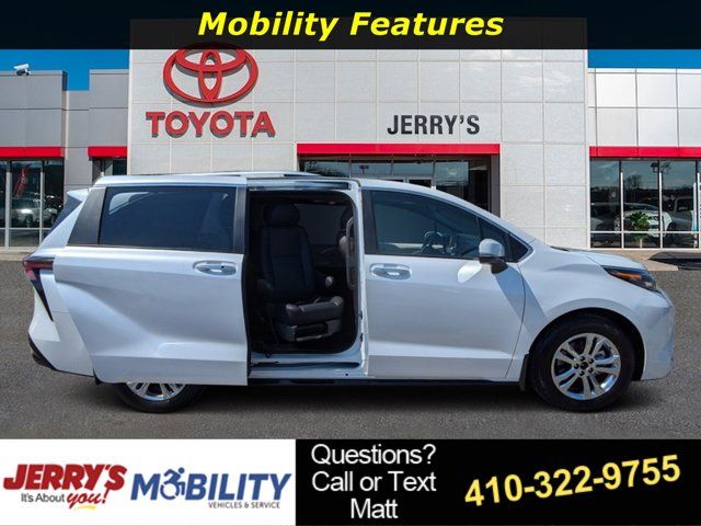 2024 Toyota Sienna Platinum