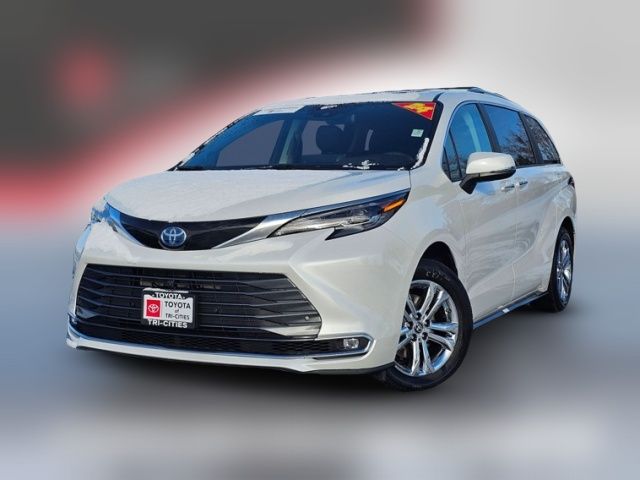 2024 Toyota Sienna Platinum