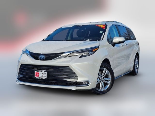 2024 Toyota Sienna Platinum