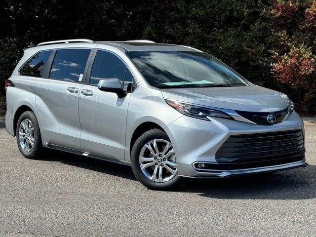 2024 Toyota Sienna Platinum