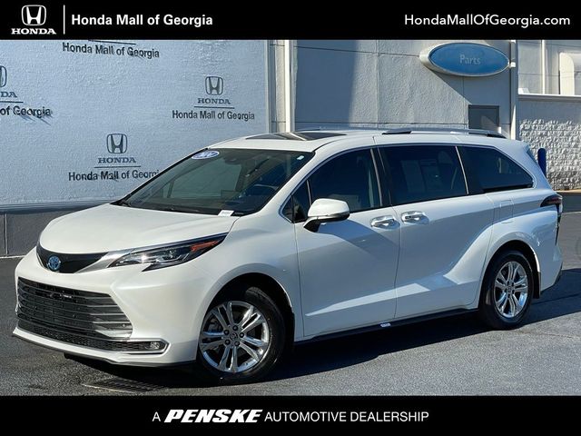 2024 Toyota Sienna Platinum