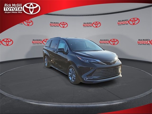 2024 Toyota Sienna Platinum