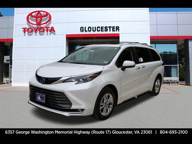 2024 Toyota Sienna Platinum