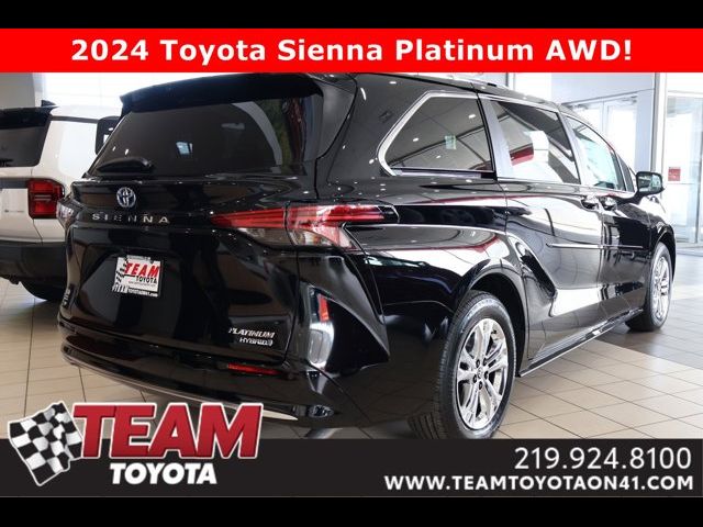 2024 Toyota Sienna Platinum