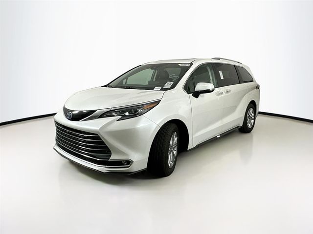 2024 Toyota Sienna Platinum