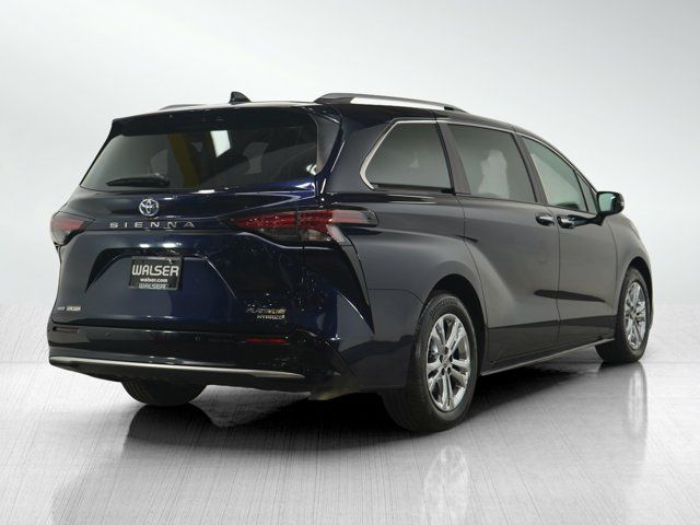 2024 Toyota Sienna Platinum