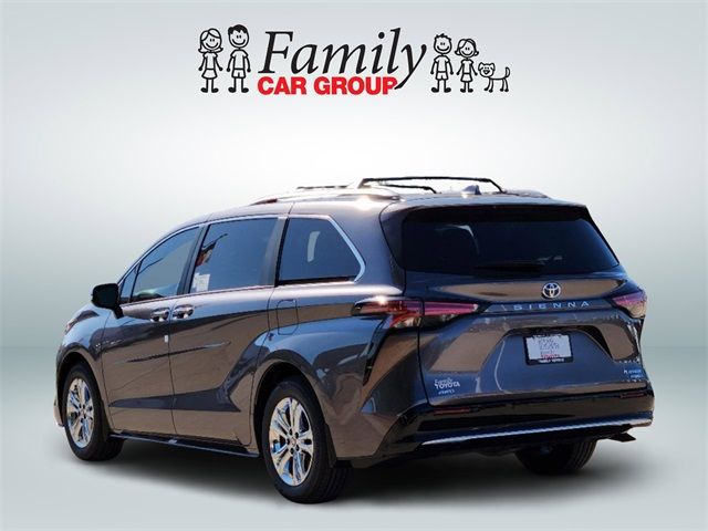 2024 Toyota Sienna Platinum