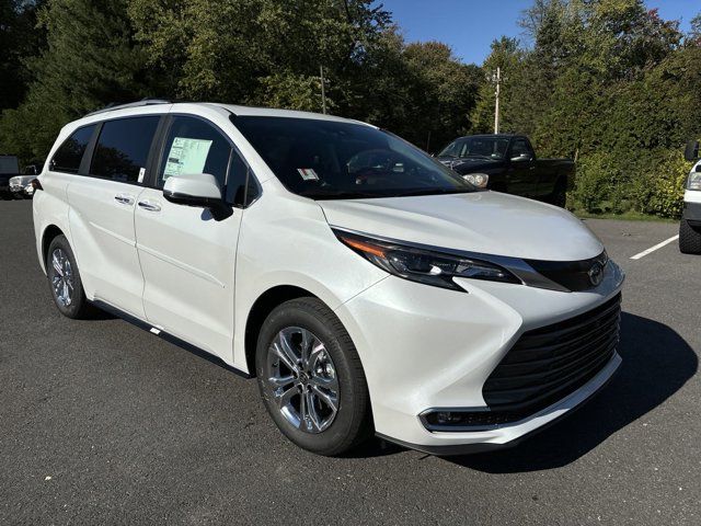 2024 Toyota Sienna Platinum