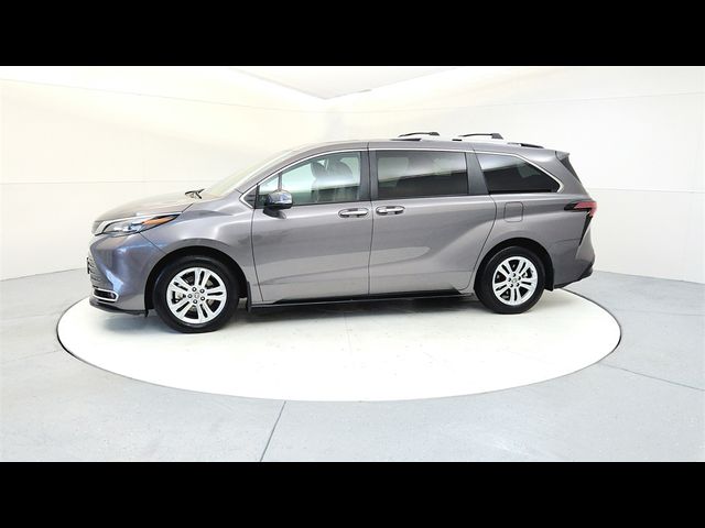 2024 Toyota Sienna Platinum