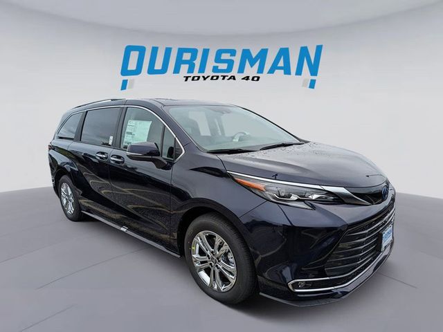 2024 Toyota Sienna Platinum