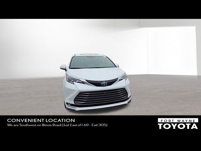 2024 Toyota Sienna Platinum