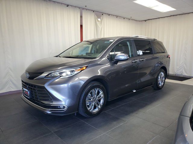 2024 Toyota Sienna Platinum