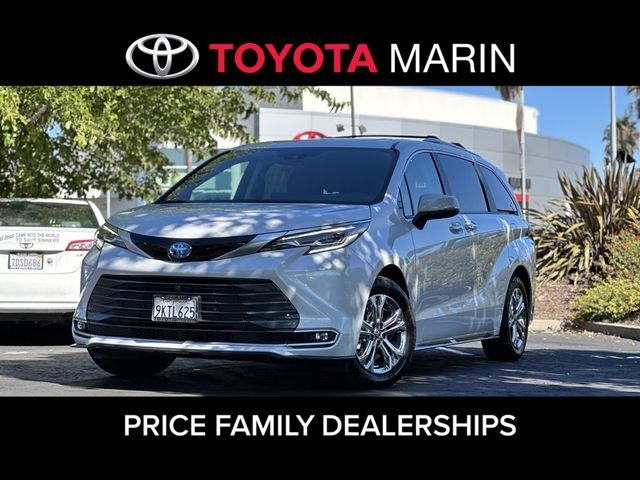 2024 Toyota Sienna Platinum