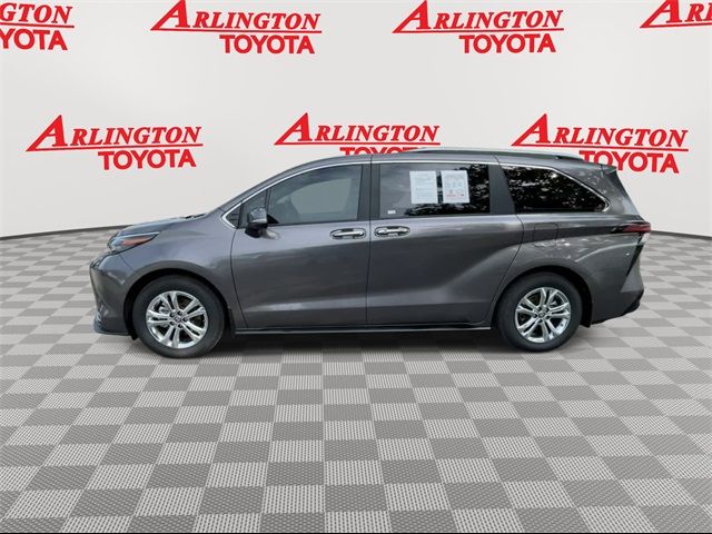 2024 Toyota Sienna Platinum