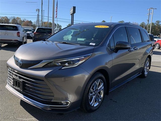 2024 Toyota Sienna Platinum