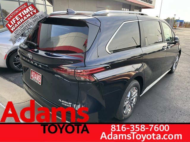 2024 Toyota Sienna Platinum