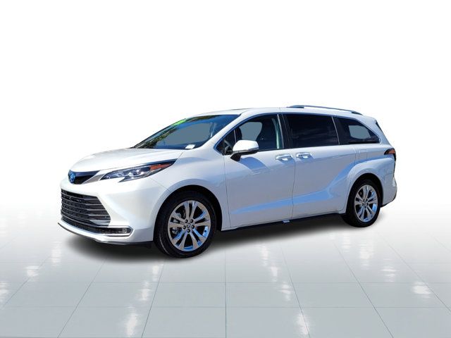 2024 Toyota Sienna Platinum