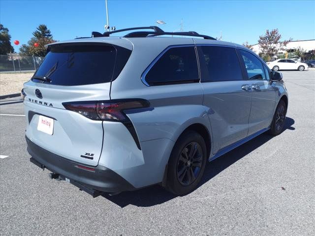 2024 Toyota Sienna Woodland Edition