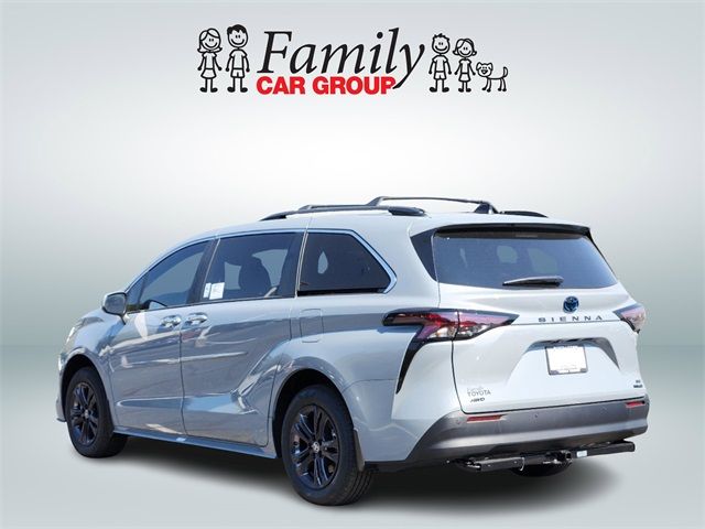 2024 Toyota Sienna Woodland Edition