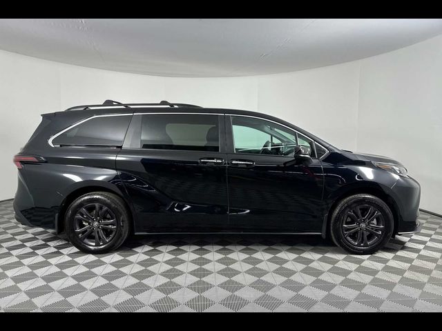 2024 Toyota Sienna Woodland Edition