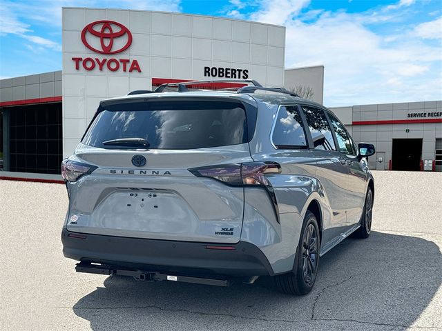 2024 Toyota Sienna Woodland Edition