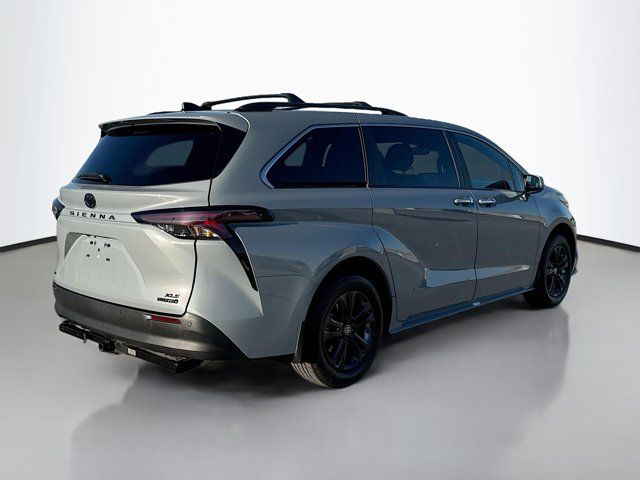 2024 Toyota Sienna Woodland Edition