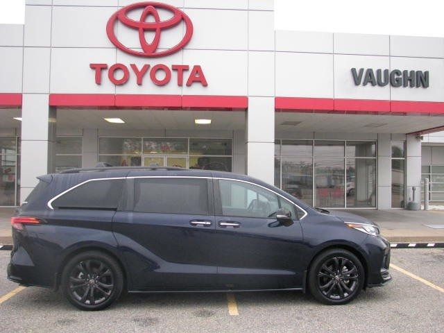 2024 Toyota Sienna XLE